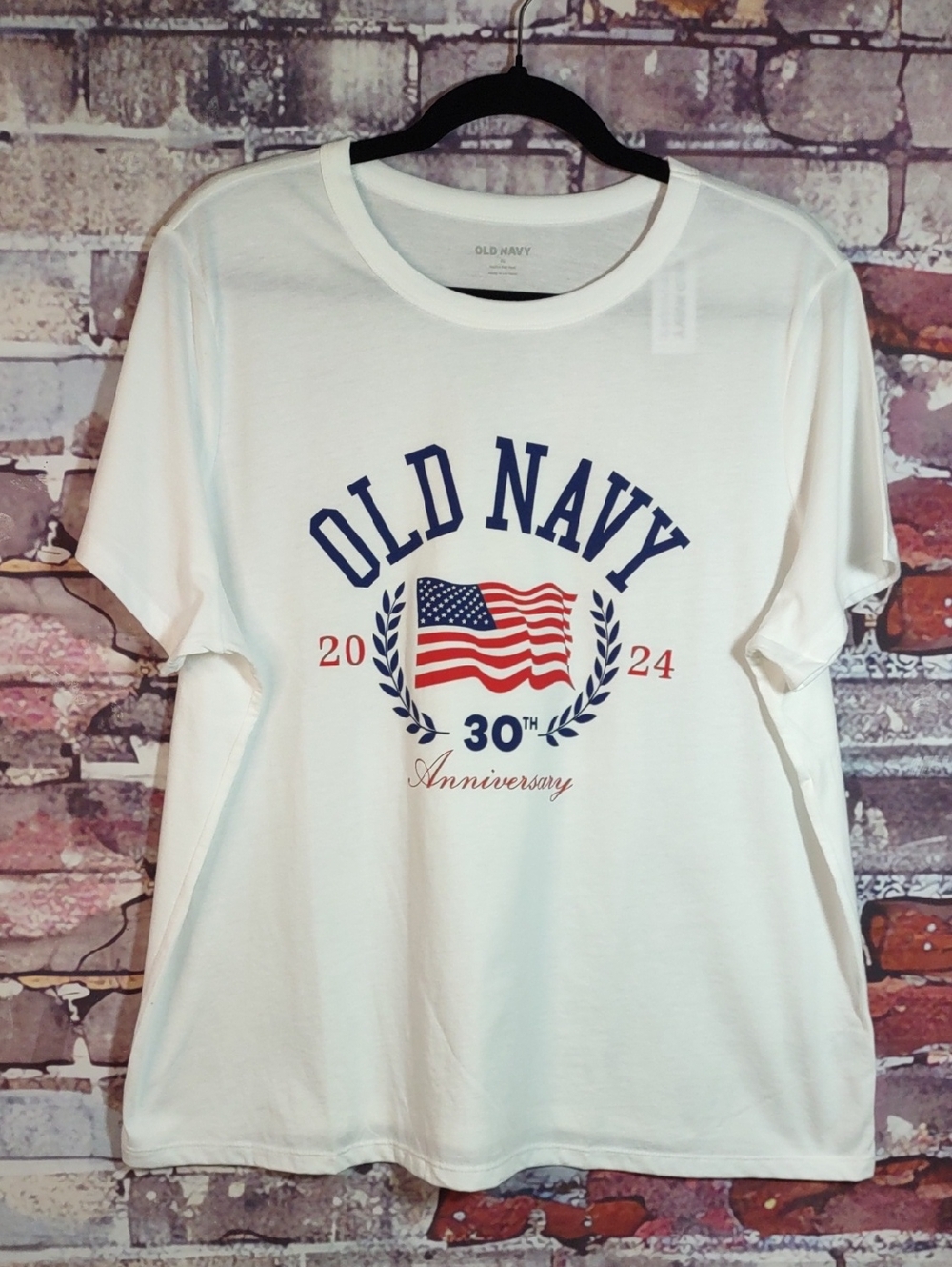 Old Navy 30th Anniversary Tee Shirt With Flag Graphic